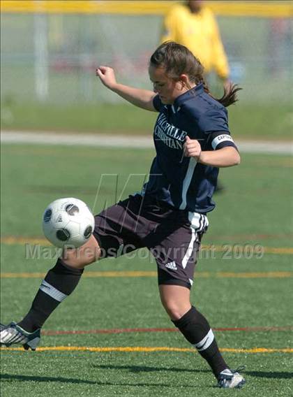 Thumbnail 3 in Vacaville Christian vs. Galt (Cal Spring Classic) photogallery.