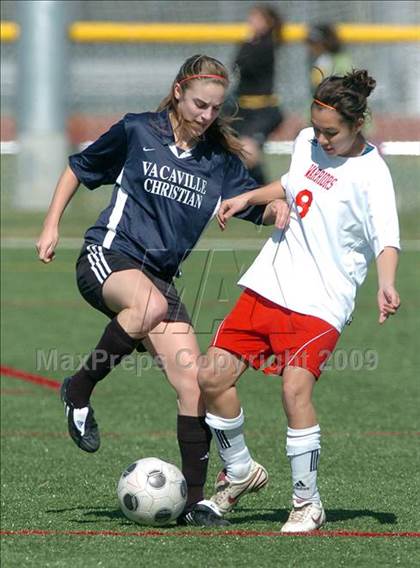 Thumbnail 2 in Vacaville Christian vs. Galt (Cal Spring Classic) photogallery.