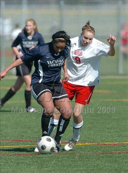 Thumbnail 2 in Vacaville Christian vs. Galt (Cal Spring Classic) photogallery.