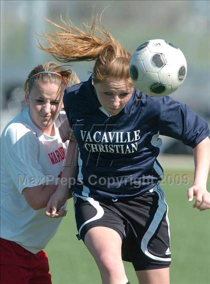 Thumbnail 2 in Vacaville Christian vs. Galt (Cal Spring Classic) photogallery.