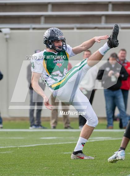 Thumbnail 3 in 2019 Shrine Bowl of the Carolinas photogallery.
