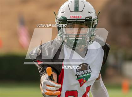 Thumbnail 1 in 2019 Shrine Bowl of the Carolinas photogallery.