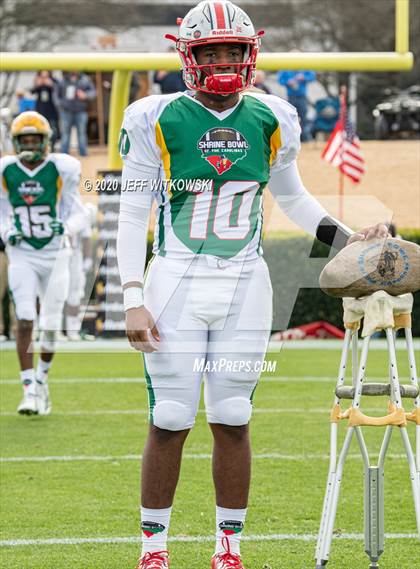 Thumbnail 3 in 2019 Shrine Bowl of the Carolinas photogallery.