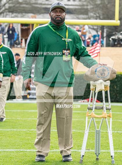 Thumbnail 2 in 2019 Shrine Bowl of the Carolinas photogallery.