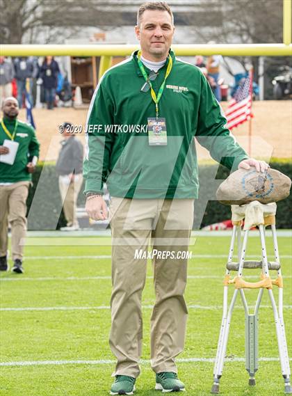 Thumbnail 1 in 2019 Shrine Bowl of the Carolinas photogallery.