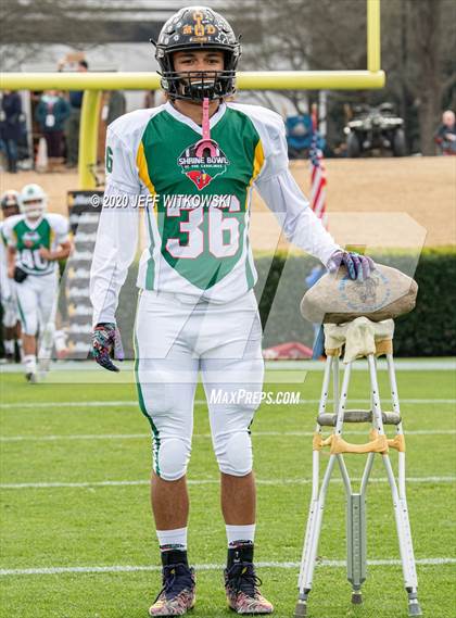 Thumbnail 3 in 2019 Shrine Bowl of the Carolinas photogallery.