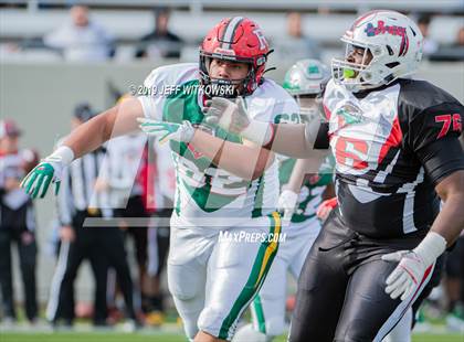 Thumbnail 1 in 2019 Shrine Bowl of the Carolinas photogallery.