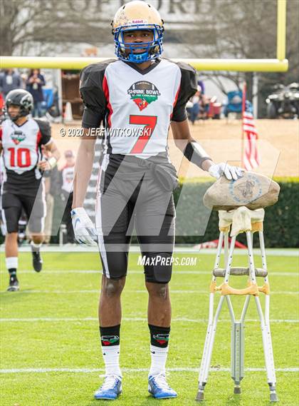 Thumbnail 1 in 2019 Shrine Bowl of the Carolinas photogallery.