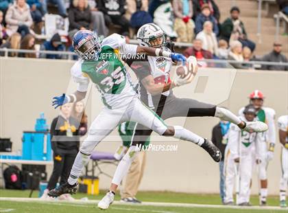 Thumbnail 3 in 2019 Shrine Bowl of the Carolinas photogallery.
