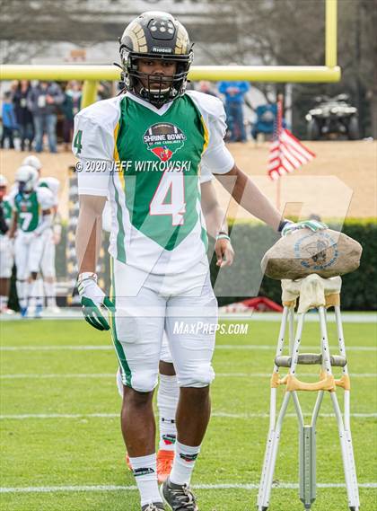 Thumbnail 1 in 2019 Shrine Bowl of the Carolinas photogallery.