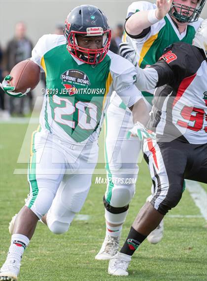 Thumbnail 3 in 2019 Shrine Bowl of the Carolinas photogallery.