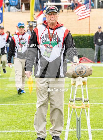 Thumbnail 3 in 2019 Shrine Bowl of the Carolinas photogallery.