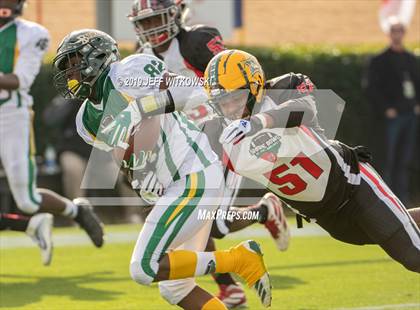 Thumbnail 2 in 2019 Shrine Bowl of the Carolinas photogallery.