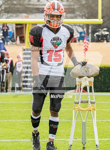 Thumbnail 3 in 2019 Shrine Bowl of the Carolinas photogallery.