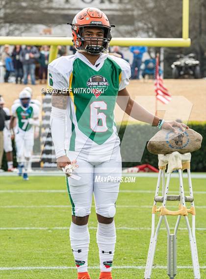 Thumbnail 2 in 2019 Shrine Bowl of the Carolinas photogallery.