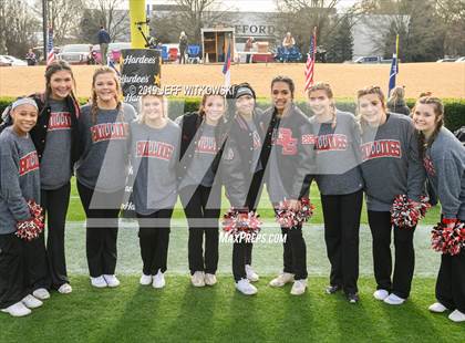 Thumbnail 1 in 2019 Shrine Bowl of the Carolinas photogallery.