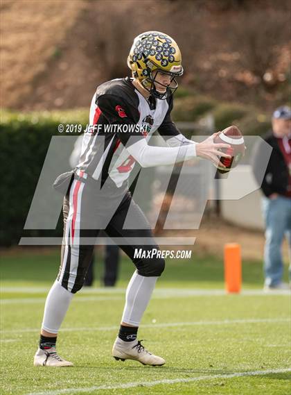 Thumbnail 3 in 2019 Shrine Bowl of the Carolinas photogallery.