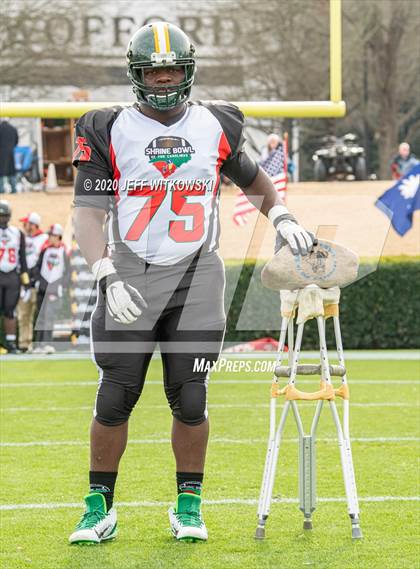 Thumbnail 1 in 2019 Shrine Bowl of the Carolinas photogallery.