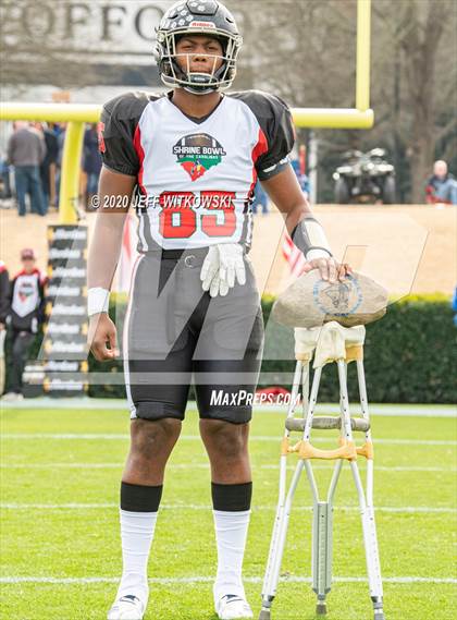 Thumbnail 1 in 2019 Shrine Bowl of the Carolinas photogallery.