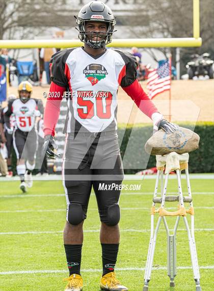 Thumbnail 1 in 2019 Shrine Bowl of the Carolinas photogallery.