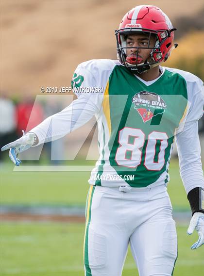 Thumbnail 1 in 2019 Shrine Bowl of the Carolinas photogallery.