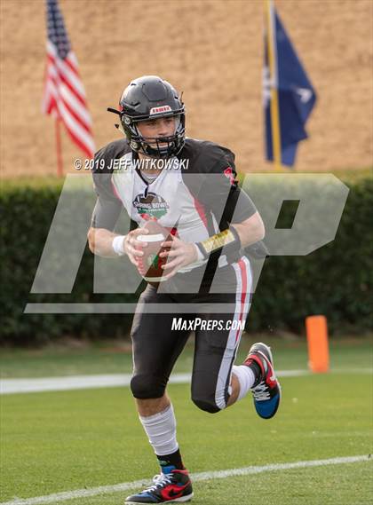 Thumbnail 1 in 2019 Shrine Bowl of the Carolinas photogallery.