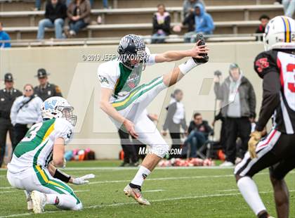 Thumbnail 3 in 2019 Shrine Bowl of the Carolinas photogallery.