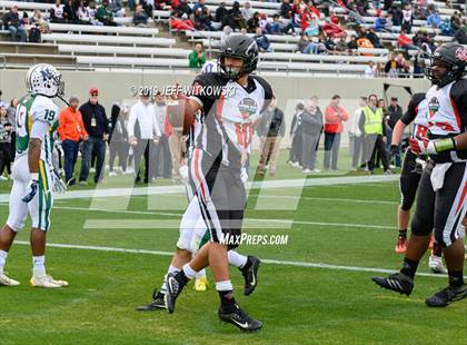 Thumbnail 2 in 2019 Shrine Bowl of the Carolinas photogallery.