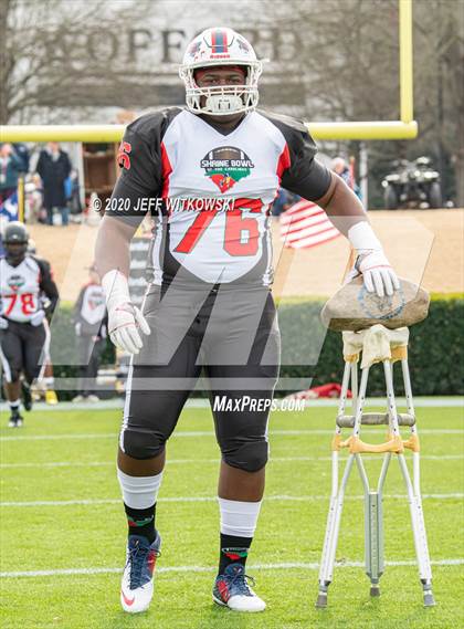 Thumbnail 2 in 2019 Shrine Bowl of the Carolinas photogallery.