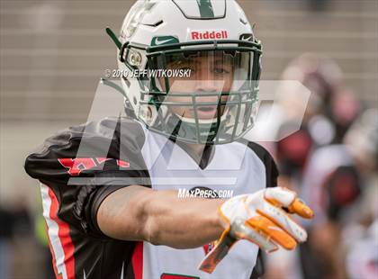 Thumbnail 1 in 2019 Shrine Bowl of the Carolinas photogallery.