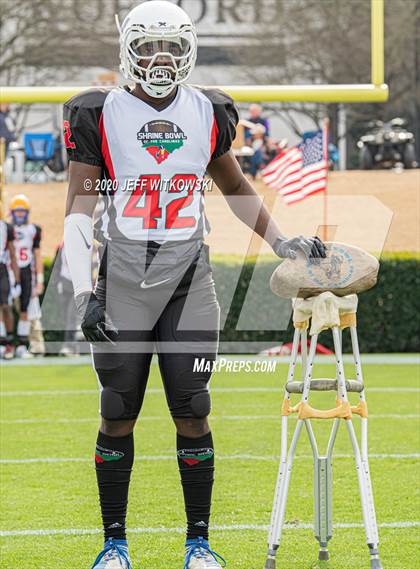 Thumbnail 3 in 2019 Shrine Bowl of the Carolinas photogallery.