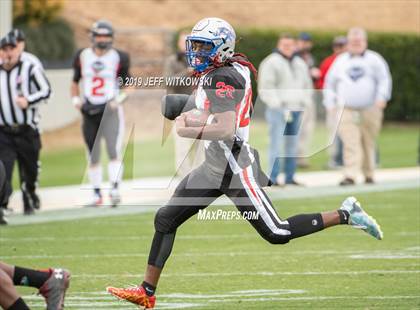 Thumbnail 1 in 2019 Shrine Bowl of the Carolinas photogallery.