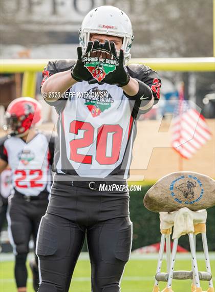 Thumbnail 2 in 2019 Shrine Bowl of the Carolinas photogallery.