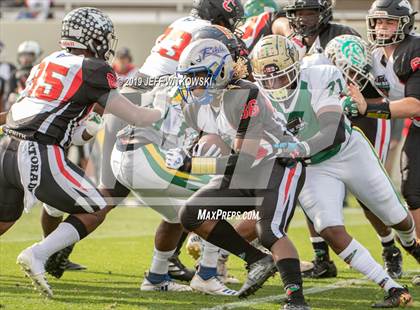 Thumbnail 2 in 2019 Shrine Bowl of the Carolinas photogallery.