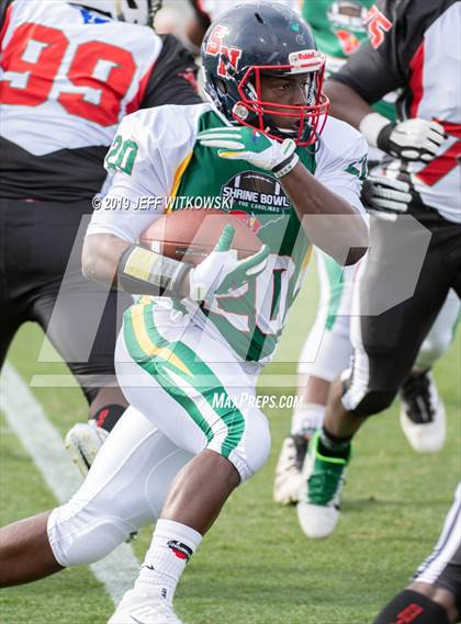 Thumbnail 2 in 2019 Shrine Bowl of the Carolinas photogallery.