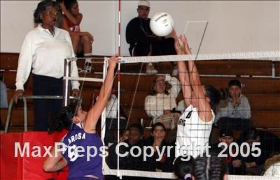 Thumbnail 2 in Bell @ South Gate (LA City Playoffs) photogallery.