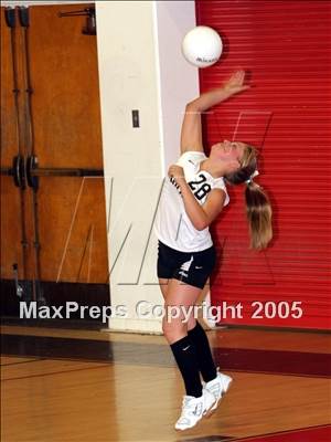 Thumbnail 2 in Bell @ South Gate (LA City Playoffs) photogallery.