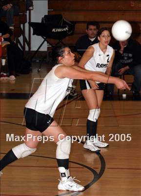 Thumbnail 3 in Bell @ South Gate (LA City Playoffs) photogallery.