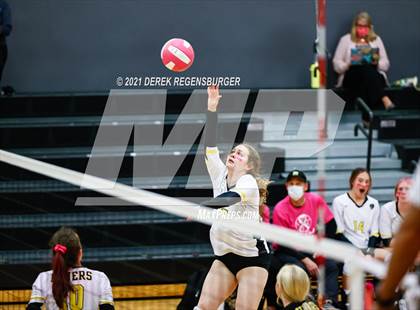 Thumbnail 3 in Kent Denver @ Prospect Ridge Academy photogallery.