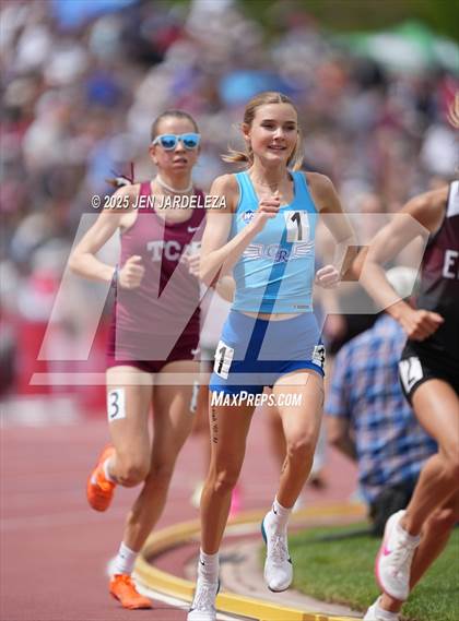 Thumbnail 1 in CHSAA Finals 3A (1600 Meter) photogallery.
