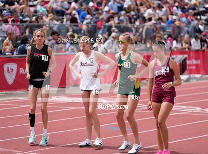 Thumbnail 2 in CHSAA Finals 3A (1600 Meter) photogallery.