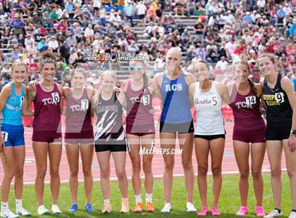 Thumbnail 2 in CHSAA Finals 3A (1600 Meter) photogallery.