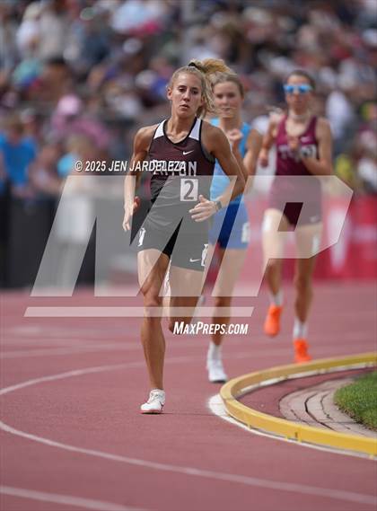 Thumbnail 1 in CHSAA Finals 3A (1600 Meter) photogallery.