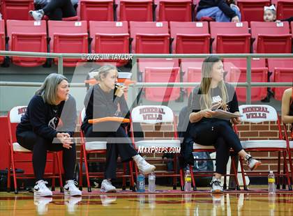 Thumbnail 3 in Llano vs Mineral Wells (AutoWorld Chevrolet GMC Year-End Classic) photogallery.