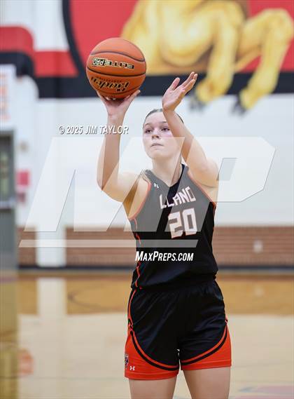 Thumbnail 1 in Llano vs Mineral Wells (AutoWorld Chevrolet GMC Year-End Classic) photogallery.
