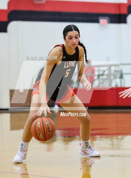 Thumbnail 3 in Llano vs Mineral Wells (AutoWorld Chevrolet GMC Year-End Classic) photogallery.