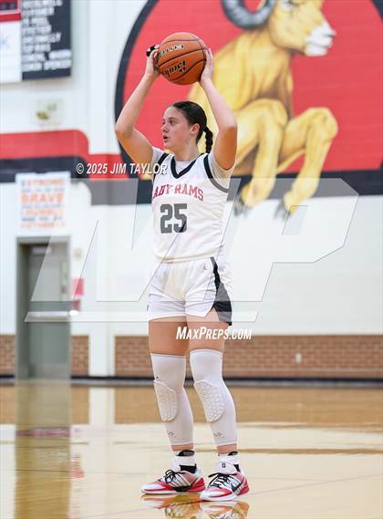 Thumbnail 1 in Llano vs Mineral Wells (AutoWorld Chevrolet GMC Year-End Classic) photogallery.