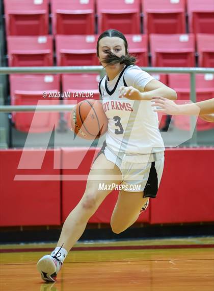 Thumbnail 1 in Llano vs Mineral Wells (AutoWorld Chevrolet GMC Year-End Classic) photogallery.