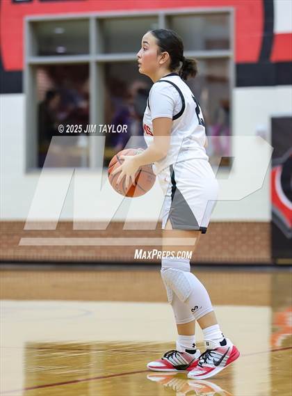 Thumbnail 2 in Llano vs Mineral Wells (AutoWorld Chevrolet GMC Year-End Classic) photogallery.