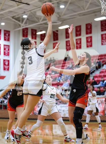 Thumbnail 1 in Llano vs Mineral Wells (AutoWorld Chevrolet GMC Year-End Classic) photogallery.